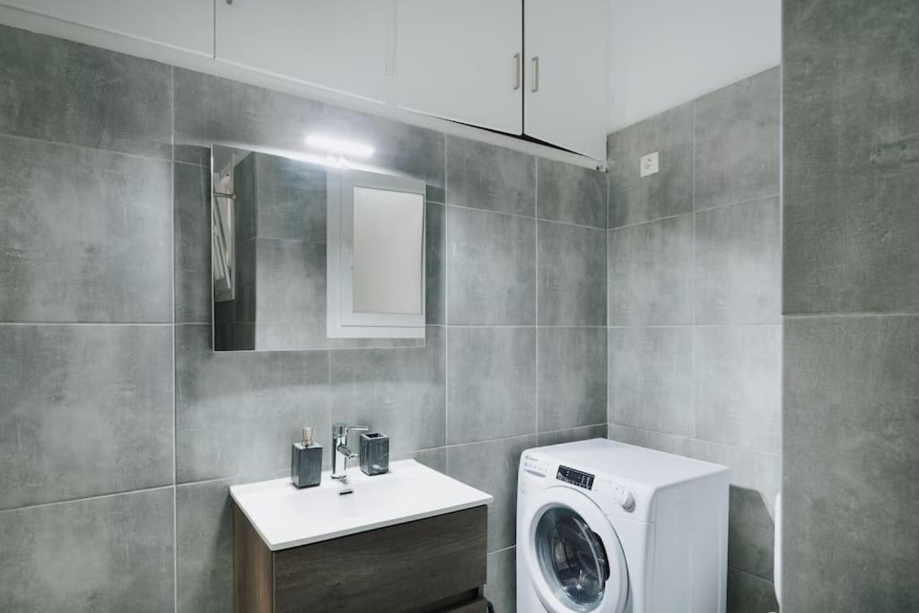 A Place 4 U No18 Apartment Athens Exterior photo